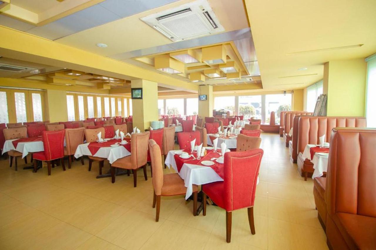 Hotel The Rahmania International Dhaka Buitenkant foto