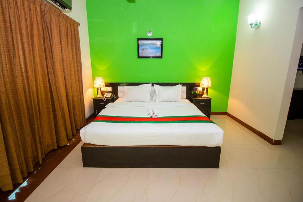 Hotel The Rahmania International Dhaka Buitenkant foto
