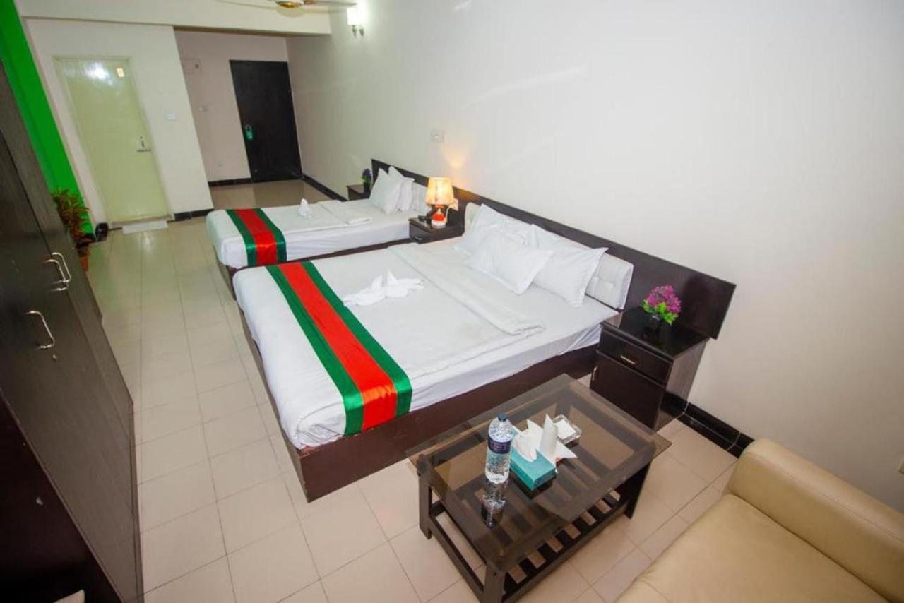 Hotel The Rahmania International Dhaka Buitenkant foto