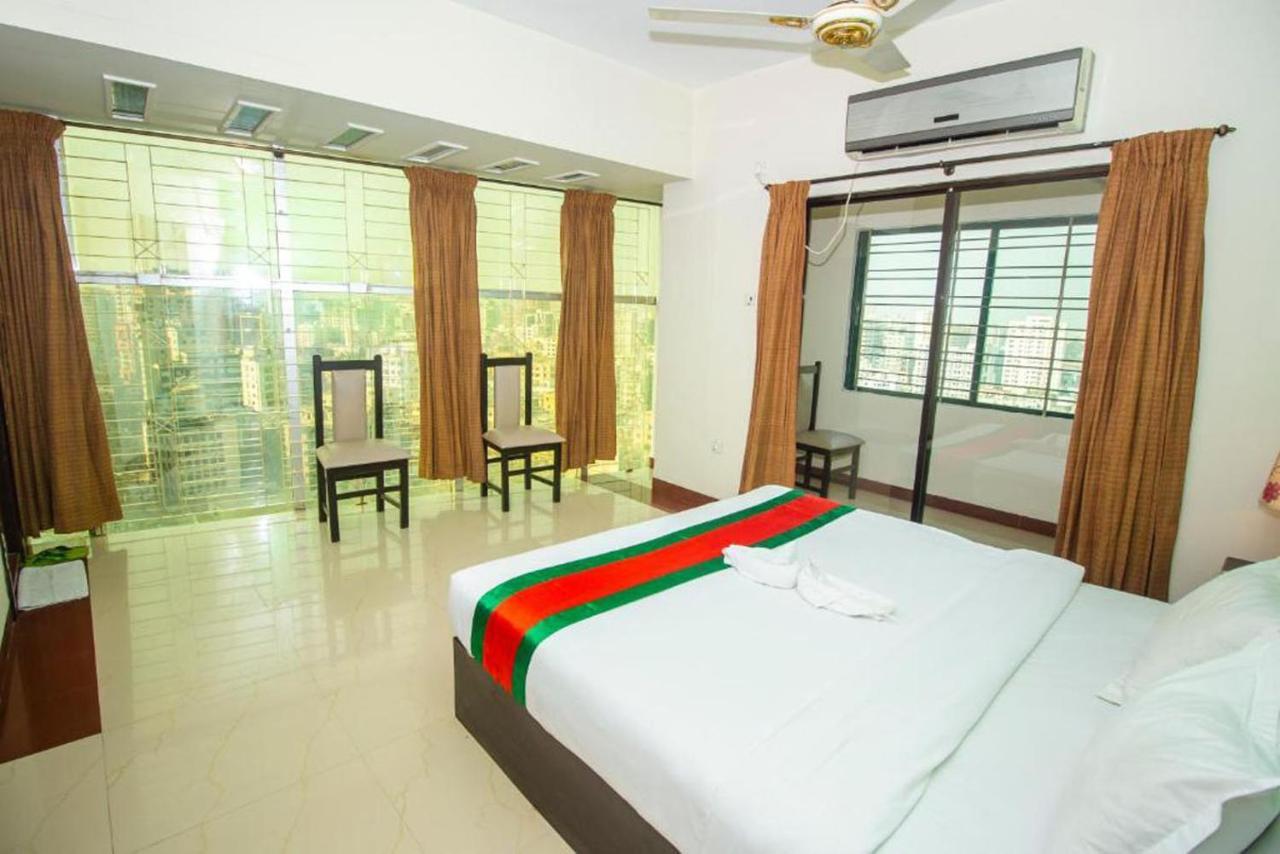 Hotel The Rahmania International Dhaka Buitenkant foto